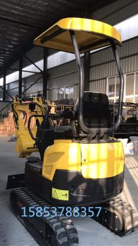 17型微型挖掘機(jī) 果園挖土機(jī) 迷你挖溝機(jī) (5)