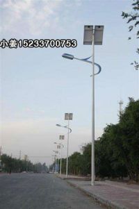 北京太陽能路燈廠家5米6米美麗鄉村專用價格