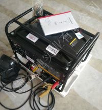 230A汽油發(fā)電電焊機(jī) (4)_meitu_1