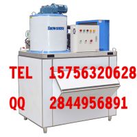 【1000kg】【雪人】ap-1t型風(fēng)冷款片冰機(jī)_副本