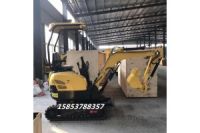 8萬以下的小型挖掘機(jī)履帶式挖溝機(jī)圖片