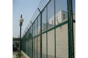 边框护栏网厂家 湛江铁路防爬隔离网 茂名热镀锌丝围栏网