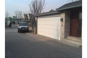 北京顺义区安装车库门，北京防盗门安装