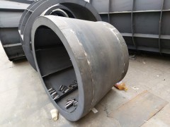 隔离墩钢模具养护和使用规范