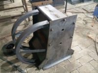 隔離墩鋼模具定制廠家，祥潤(rùn)模具機(jī)械廠，河北鋼模具廠家