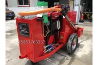 路面出現(xiàn)裂痕就用浩鴻多功能瀝青灌縫機(jī)選用進(jìn)口配置