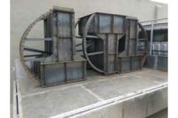 中央隔離墩鋼模具定制，保定祥潤(rùn)模具機(jī)械廠