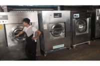 太原賣17年鴻爾四棍燙平機(jī)一臺(tái)二手燙平機(jī)出售