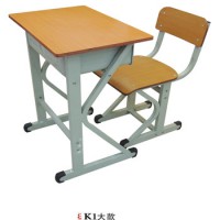 K1型实木多层板课桌椅牢固美观