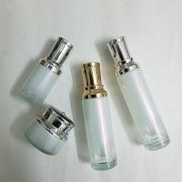 化妆品玻璃瓶生产厂家 化妆品分装瓶生产厂家 玻璃瓶生产厂家
