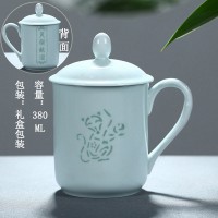 景德镇陶瓷礼品茶杯定制厂家，十二生肖玲珑茶杯定做
