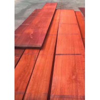 山樟木防腐木板材价格便宜又适用