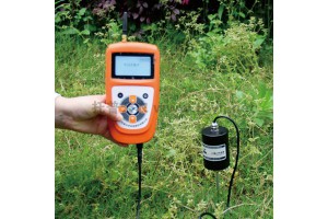 利用土壤水分测定仪助力植物健康生长