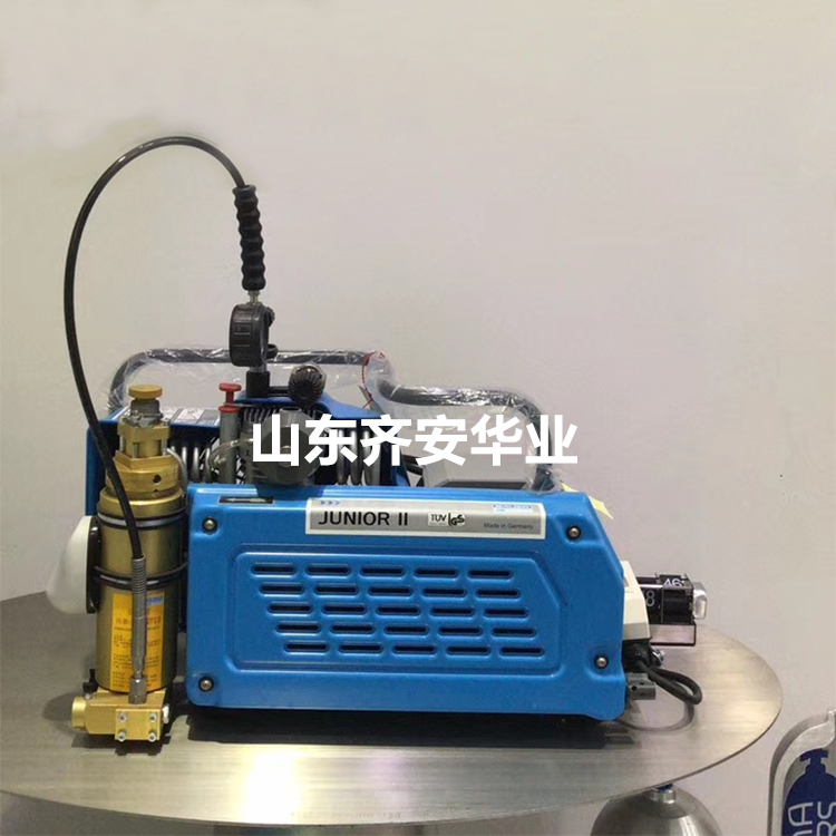 JUNIOR II-W潜水呼吸器气瓶充气泵BAUER压缩机