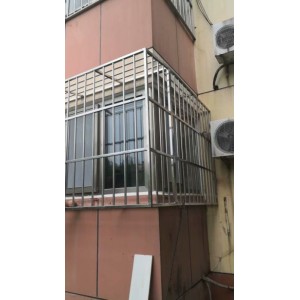 北京海淀区西苑安装不锈钢防盗窗阳台护栏